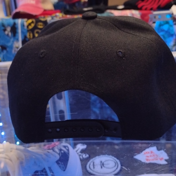 Milo - Picture 2 of 7